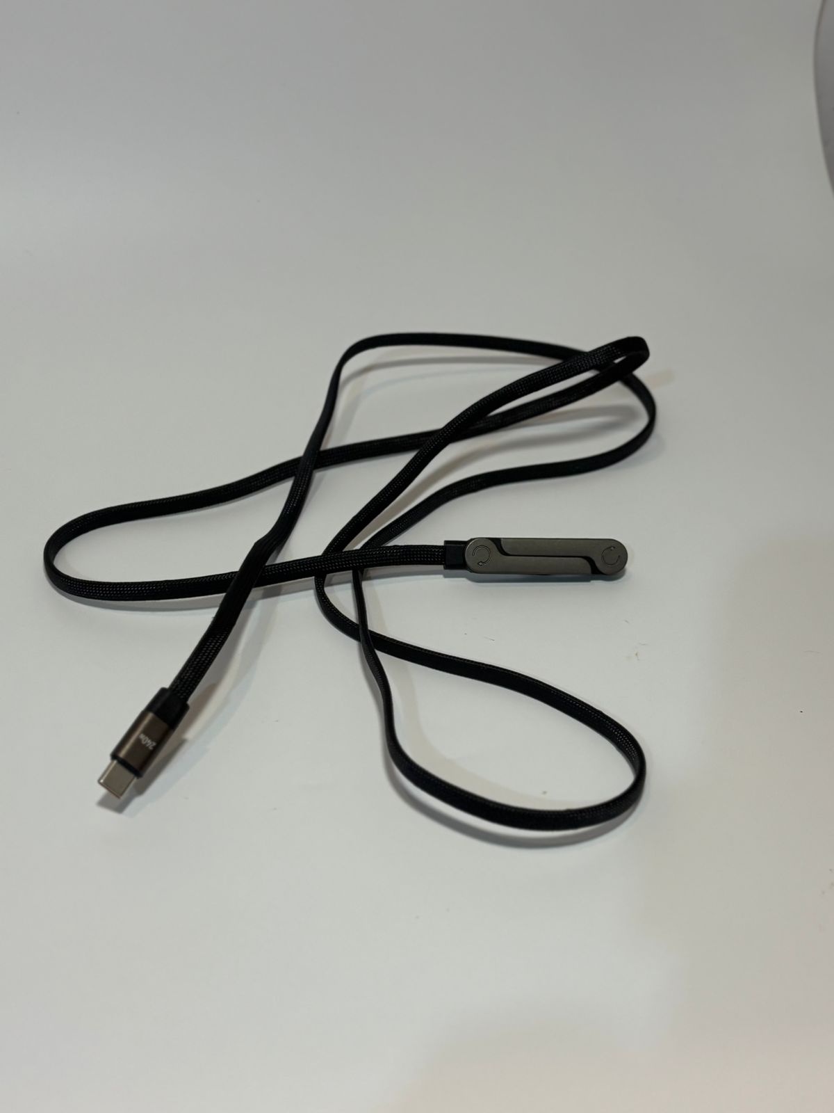 2 in 1 Invisible Holder charger cable